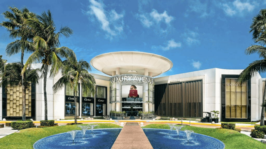 luxury shopping cancun